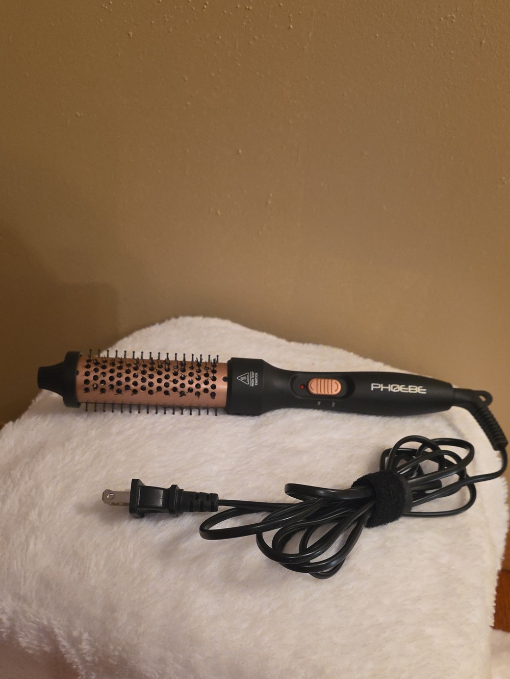 PHOEBE Hot Air Round Brush – Black and Copper